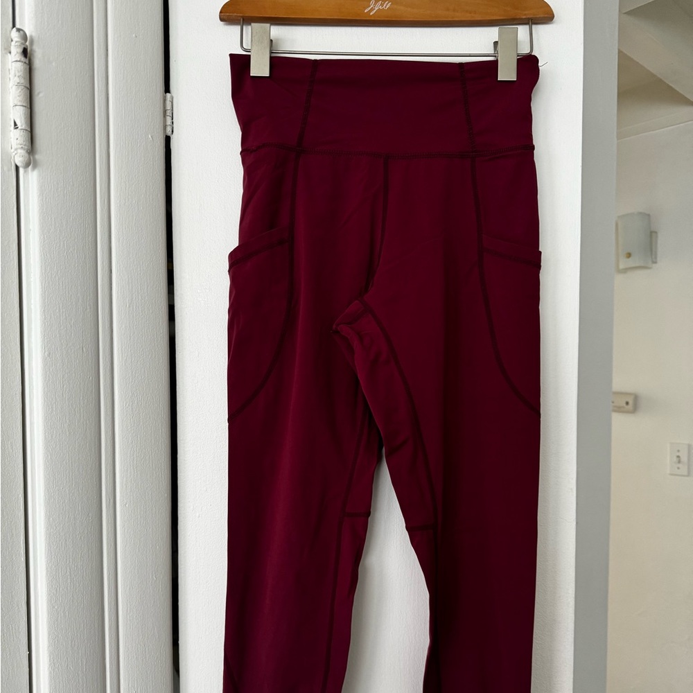 Crystal Ptula maroon leggings